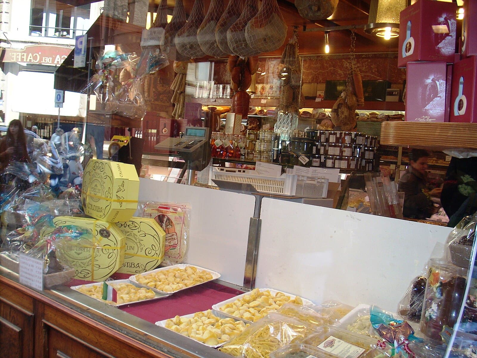 5 Best Ways to Experience Food in Bologna Italy